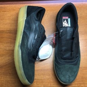 Vans AVE Pro Skateboarding Shoes Men's Size 11.5